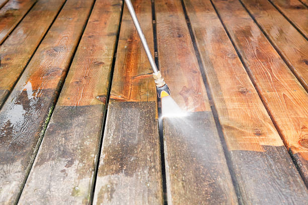 Why Choose Our Certified Pressure Washing Experts for Your Project Needs in Sigourney, IA?